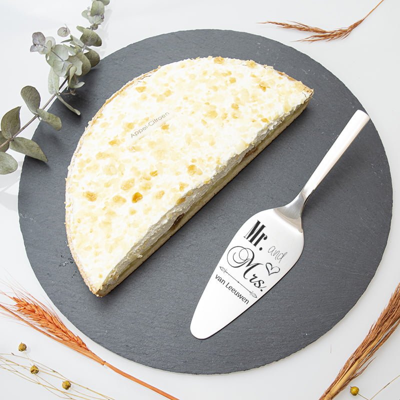 Taartschep graveren, ideaal voor gepersonaliseerde geschenken met eigen ontwerp of logo.